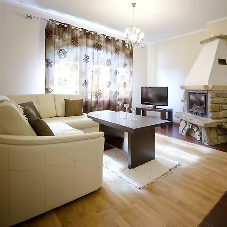 Cicha Woda Apartment *
